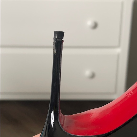 Christian Louboutin Decollete 554 - Picture 8 of 10